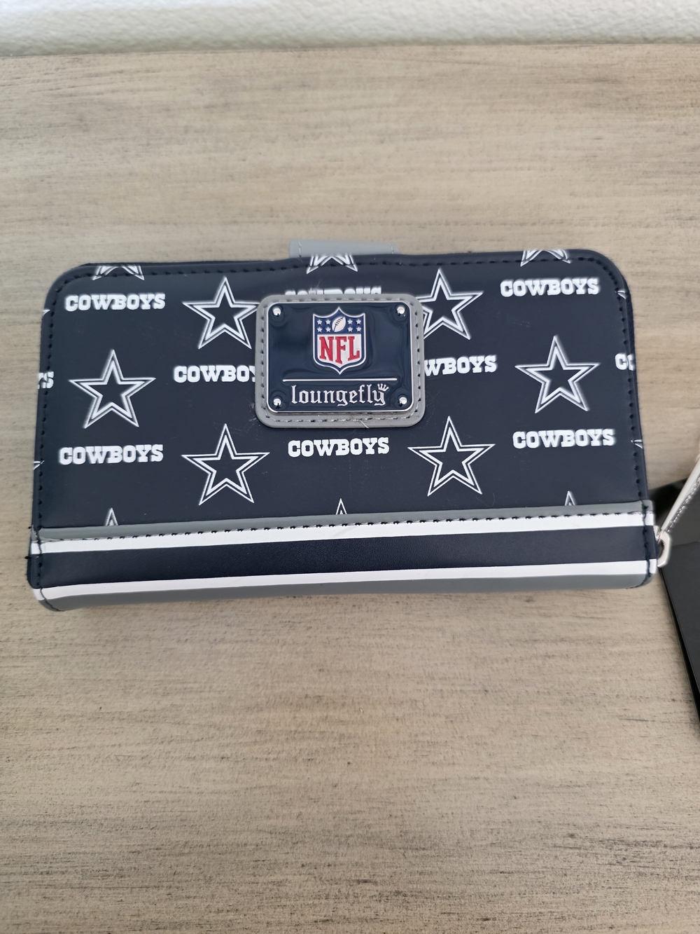 Loungefly NFL Dallas Cowboys Black Zip Wallet